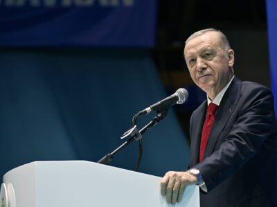 Cumhurbaşkanı Erdoğan’dan Özgür Özel’e destek telefonu