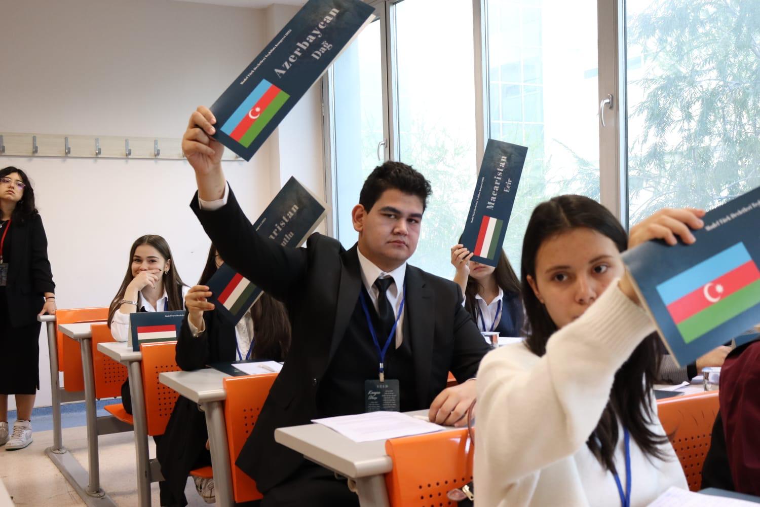 Model Türk Devletleri Teşkilatı ilk kez öğrencileri buluşturdu