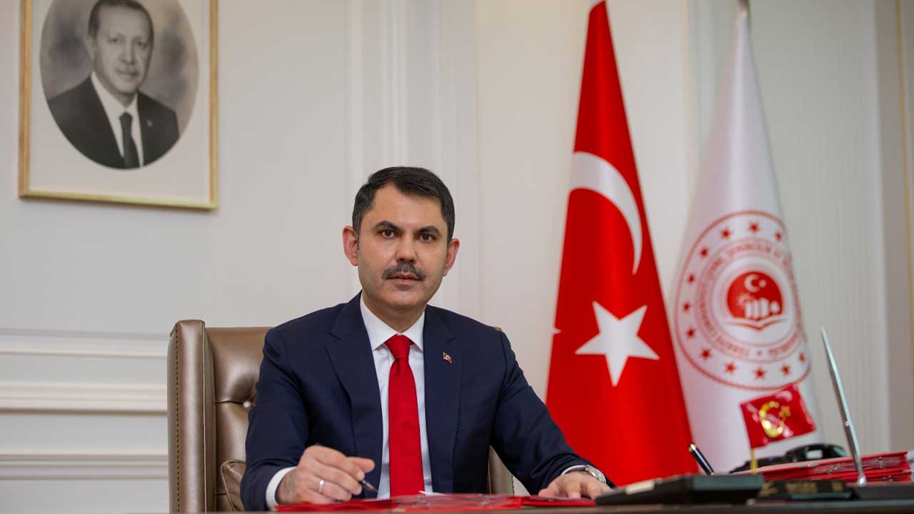 Bakan Kurum'dan deprem açıklamaları: “453 bin konutu yıl sonuna kadar teslim edeceğiz”