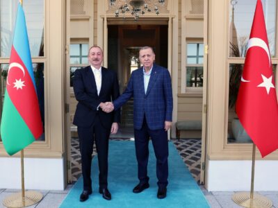 Cumhurbaşkanı Erdoğan, Azerbaycan Cumhurbaşkanı Aliyev ile Bir Araya Geldi