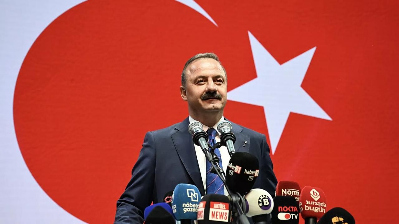 Ağıralioğlu'ndan önemli açıklama: Dünya 3. Cihan Harbi gibi sıkışıyor