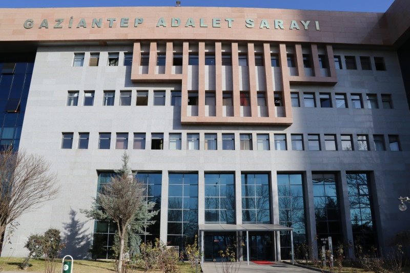 Gaziantep Adliyesi’nde CHP’li İsimler Arasında Kavga Çıktı