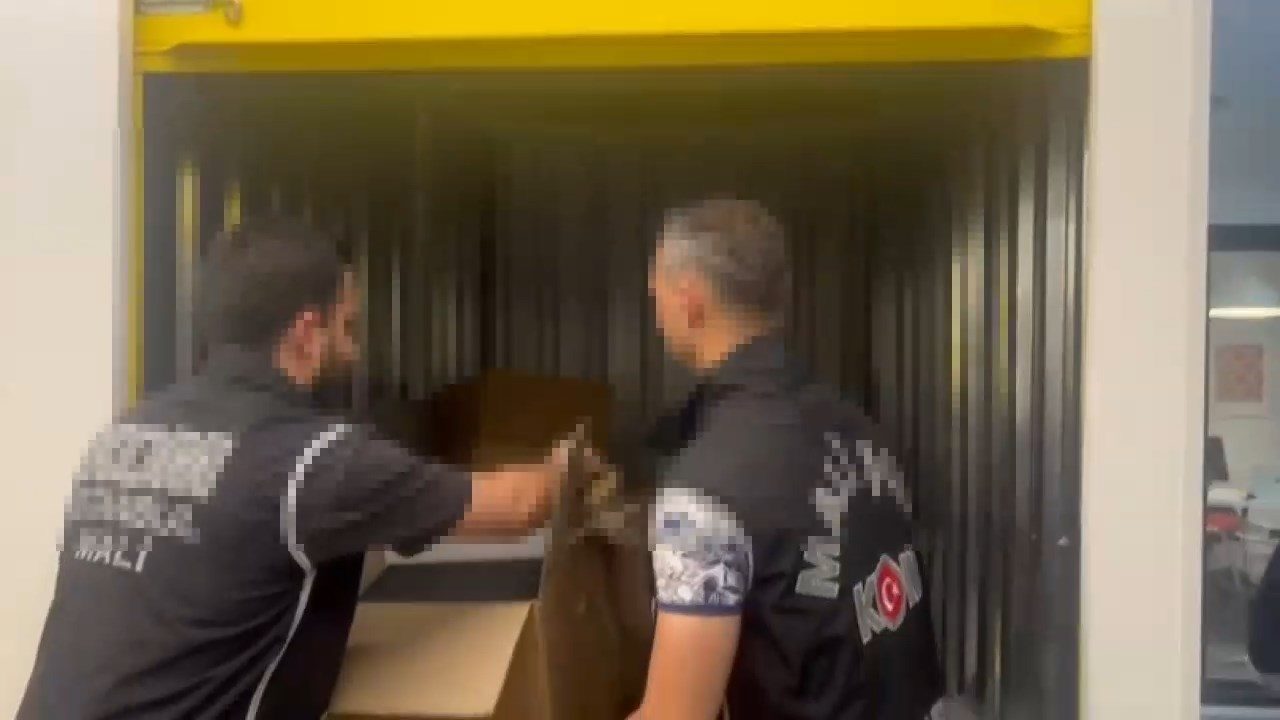 İBB Yolsuzluk Soruşturmasında 5 Milyon Liralık Obje Ele Geçirildi