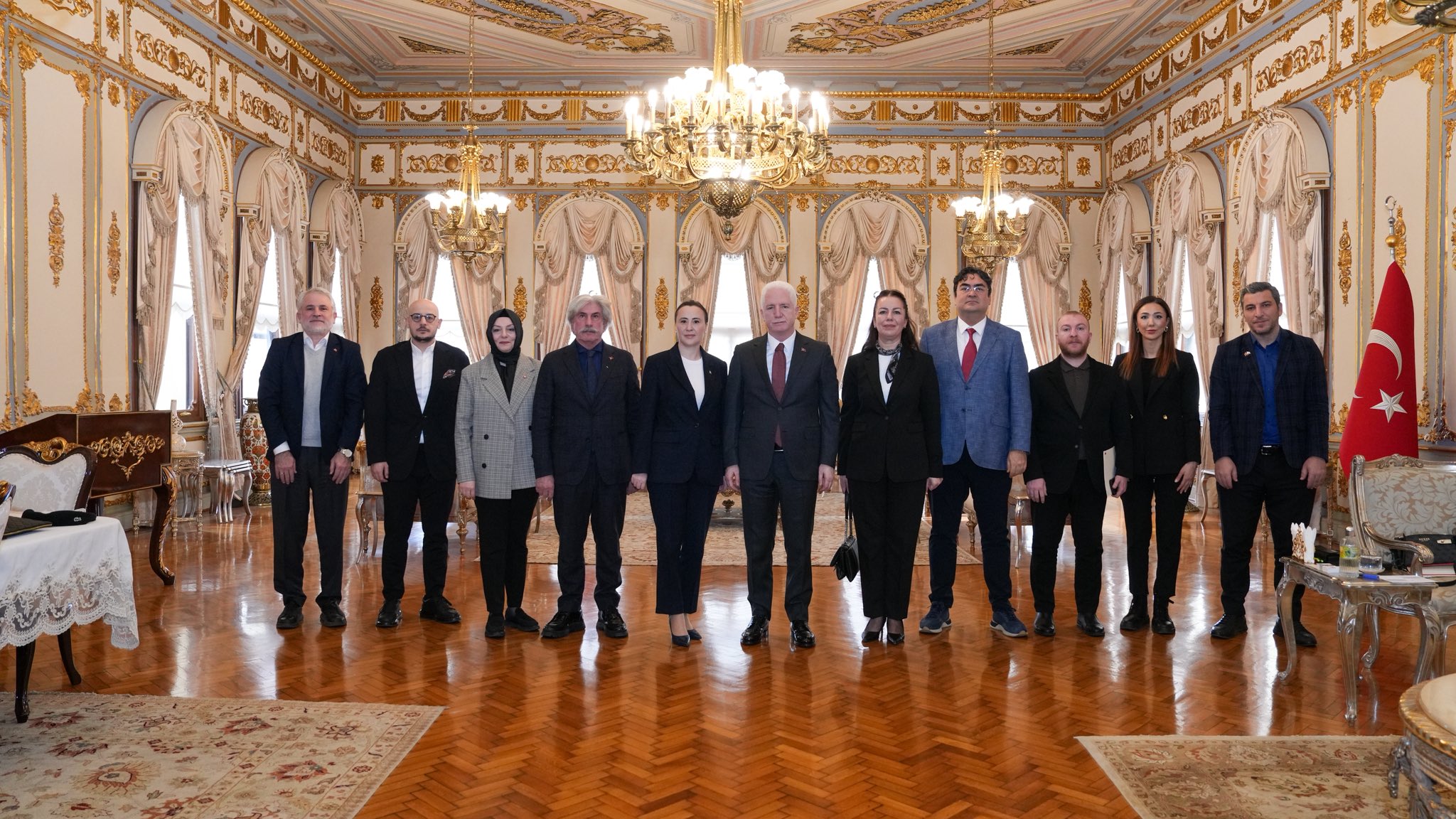 Kızılay İstanbul Heyetinden Vali Davut Gül’e Ziyaret