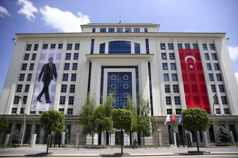AK Parti Teşkilat Başkanlığı Duyurdu: 4 İlde İl Başkanları Değişiyor