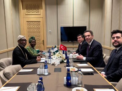 Bakan Bayraktar, Nijeryalı Mevkidaşı ile Madencilik İş Birliğini Görüştü