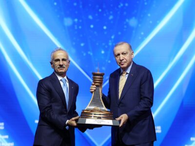 Esenboğa Havalimanı’nda 3’üncü Pist Açıldı: Cumhurbaşkanı Erdoğan’dan ‘Vizyon’ Mesajı