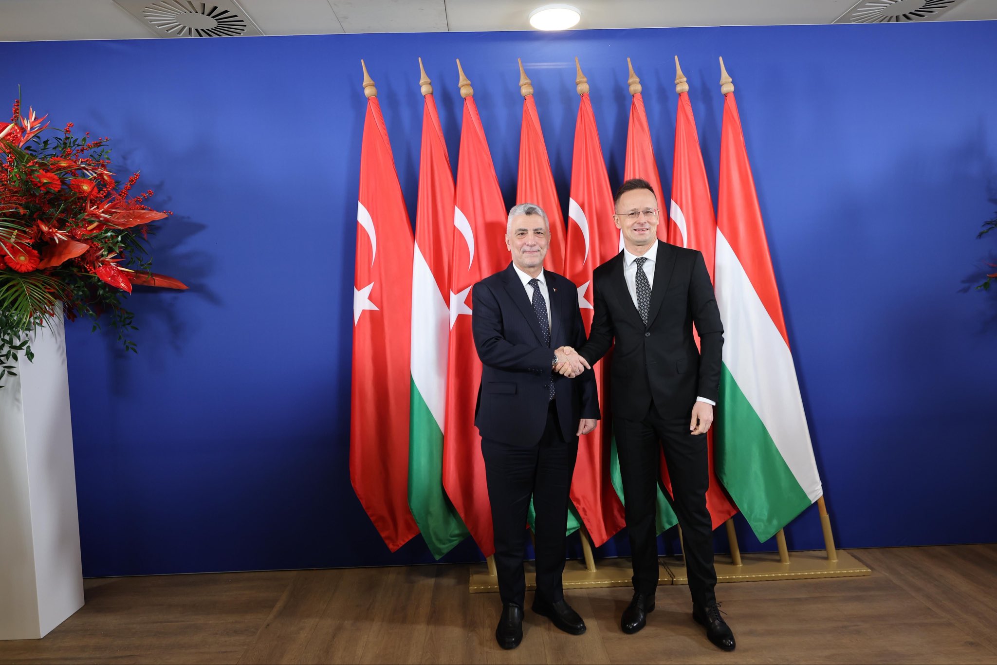 Bakan Bolat Macaristan’da: 10 Milyar Dolarlık Ticaret Hedefi İçin Yeni Yol Haritası