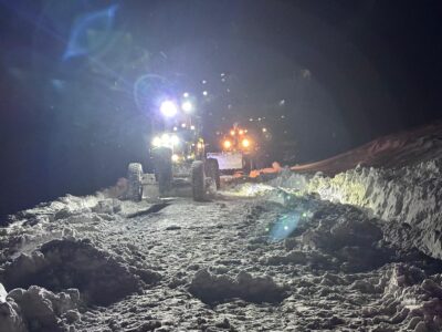 Van’da Kar Esareti: Büyükşehir Ekipleri Hasta ve Mahsur Kalanlar İçin Seferber Oldu
