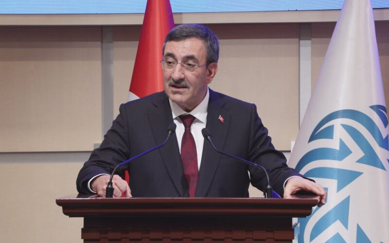Cumhurbaşkanı Yardımcısı Cevdet Yılmaz’dan 1 Mayıs Mesajı: “Çalışanları Daima Merkeze Aldık”