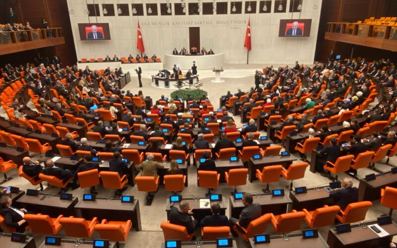 TBMM’deki Stajyer Öğrencilere Taciz Davasında Flaş Gelişme: Tüm Tutuklu Sanıklar Tahliye Edildi