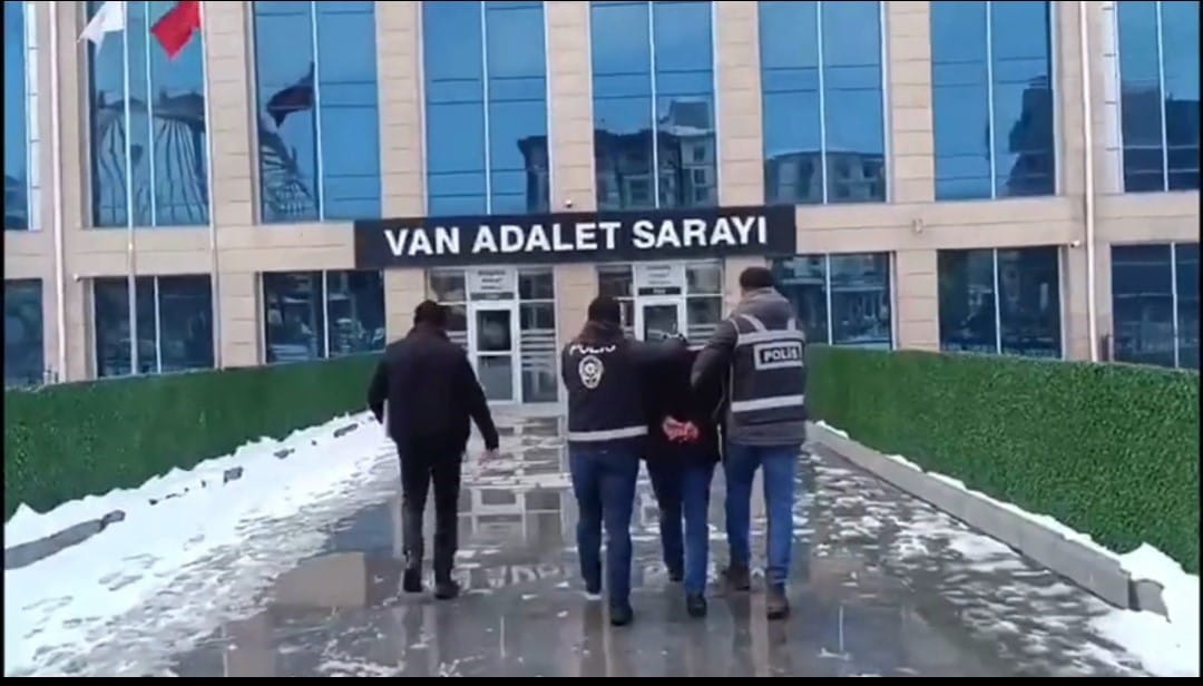 Van’da ‘Yardım’ Bahanesiyle Maaş Dolandırıcılığı: Şüpheli Tutuklandı