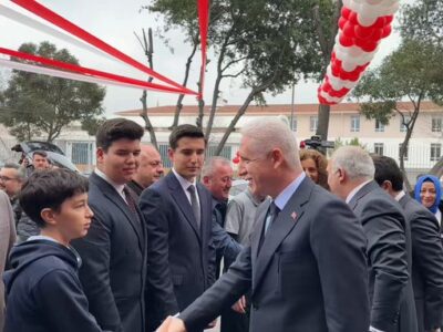İstanbul’da Karne Heyecanı: Vali Gül’den “Depreme Dayanıksız Okul Kalmadı” Açıklaması