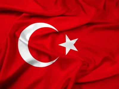 Tek Haber Ajansı Yönetim Kurulu Başkanı Abdurrahim Solmaz’dan Bayrağa Alçak Saldırıya Sert Tepki
