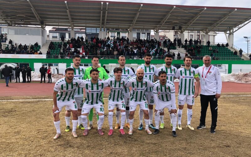 Kars 36 Spor – Doğubayazıt Spor’u 2-1 mağlup etti