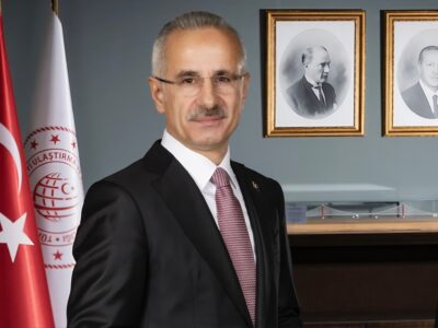 Bakan Uraloğlu Duyurdu: PTT’den Emeklilere 14 Bin Liraya Kadar Nakit Destek