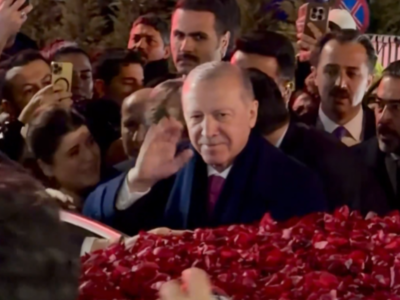 AK Parti Ankara İl Gençlik Kolları’ndan Cumhurbaşkanı Erdoğan’a Doğum Günü Sürprizi