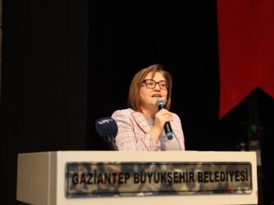 Gaziantep’te “Yeşil Otobüs” Belgeseli İlk Kez Gösterildi! Göç ve Hafıza Aynı Sahnedeydi!