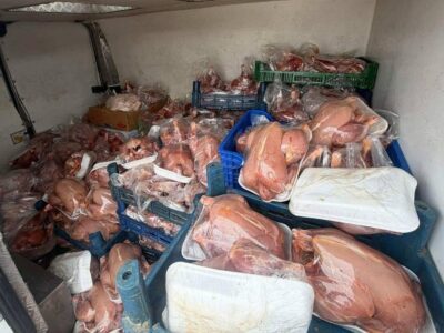 Van’da sağlık ve sevk belgeleri bulunmayan 200 tavuk ele geçirildi