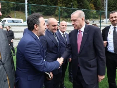 Yalova Makine İhtisas OSB Başkanı Direnç Özdemir’den Anlamlı Paylaşım: “Dünyayı Gezdikçe Daha İyi Anlıyoruz”