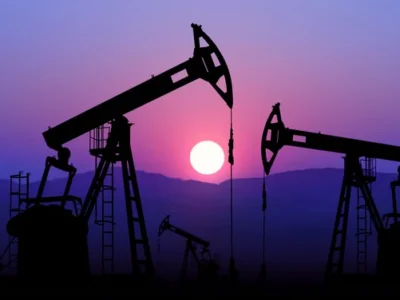 İran Ablukası Endişesi Petrol Fiyatlarını Zirveye Taşıdı