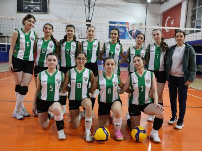 Artvinspor Voleybol Altyapısıyla Parlıyor