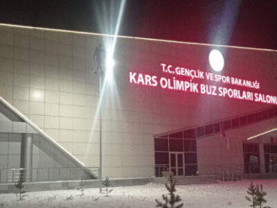 Kars Olimpik Buz Sporları Salonu Geçici Olarak Hizmete Kapatıldı