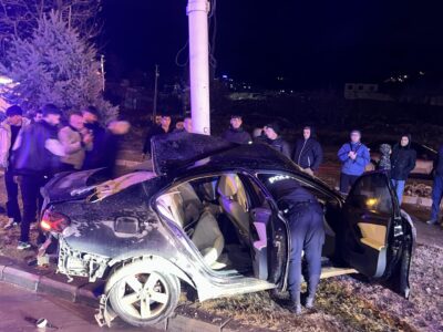 Malatya’da Otomobil Trambüs Direğine Çarptı, 1 Yaralı