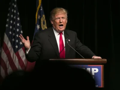 Trump’tan AB Otomobillerine Gümrük Vergisi Hamlesi: Oran Yüzde 25’e Çıkıyor