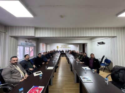 AK Parti Kars İl Başkanlığı’nda Haftalık İstişare Toplantısı gerçekleştirildi