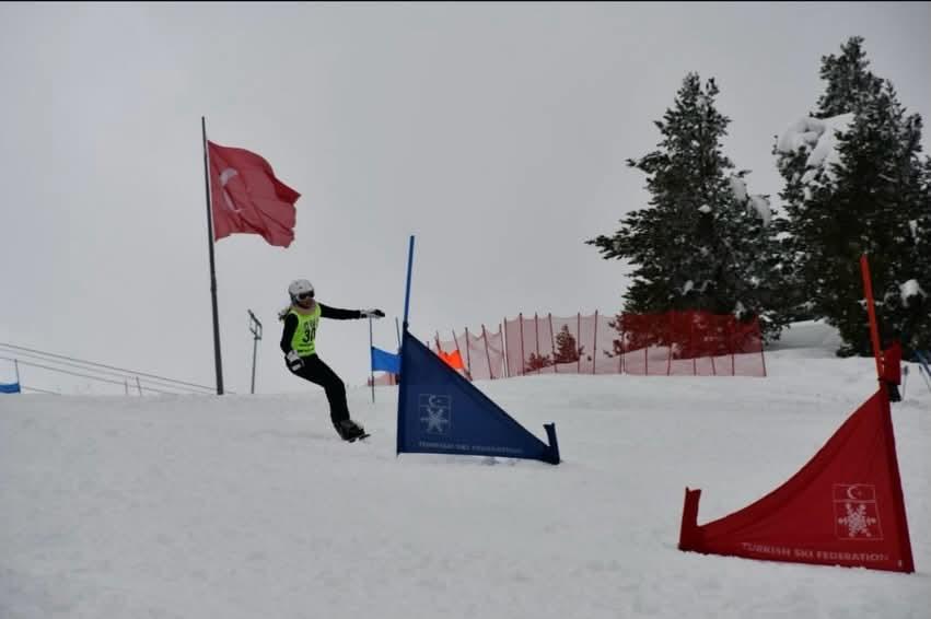 Türkiye Birinciliği Snowboard Müsabakaları Kars Sarıkamış’ta Tamamlandı
