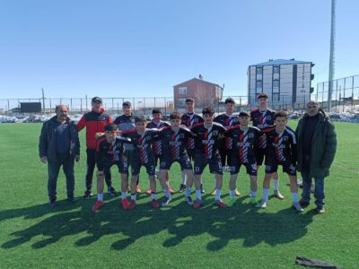 Kars Kale Spor’dan Büyük Başarı: U18 Ligi Şampiyonu Oldular