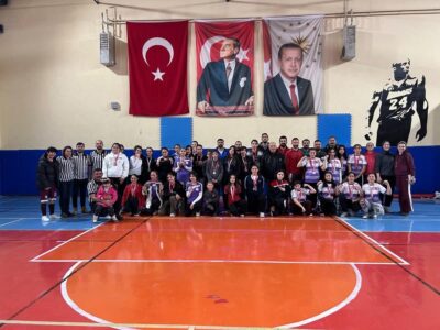 Kars’ta Okul Sporları Bilek Güreşi İl Müsabakaları Tamamlandı