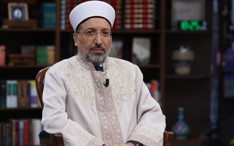 Safi Arpaguş Üsküp’te İftar Ve Teravihe Katıldı