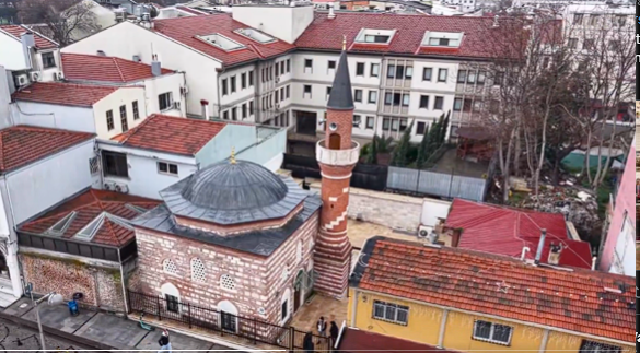 İstanbul’da Tarihi Mimar Mehmet Ağa Camii Yeniden İbadete Açıldı