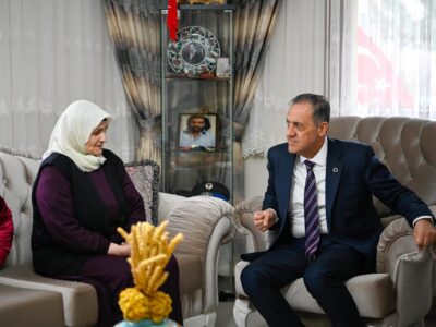 Vali Dr. Ahmet Hamdi Usta’dan Şehit Aileleri ve Gazilere Bayram Ziyareti