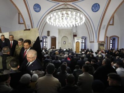 Güler Hatay’da Vatandaşlarla Bayramlaştı