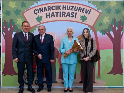Vali Usta ve Eşi Huzurevinde İftarda