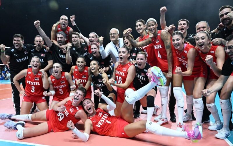 Filenin Sultanları Yarı Finalde Çin İle Karşılaşıyor