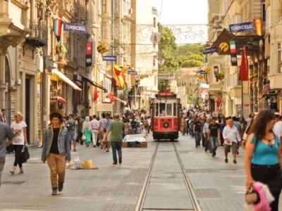 İstanbul’da Bazı Yollar Ve Metrolar Kapatılıyor