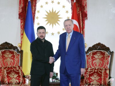 Cumhurbaşkanı Erdoğan, Ukrayna Devlet Başkanı Zelenski ile İstanbul’da Bir Araya Geldi