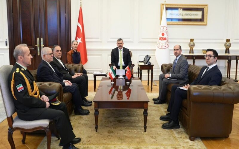 İçişleri Bakanı Mustafa Çiftçi, İran’ın Ankara Büyükelçisi Zadeh’i Kabul Etti