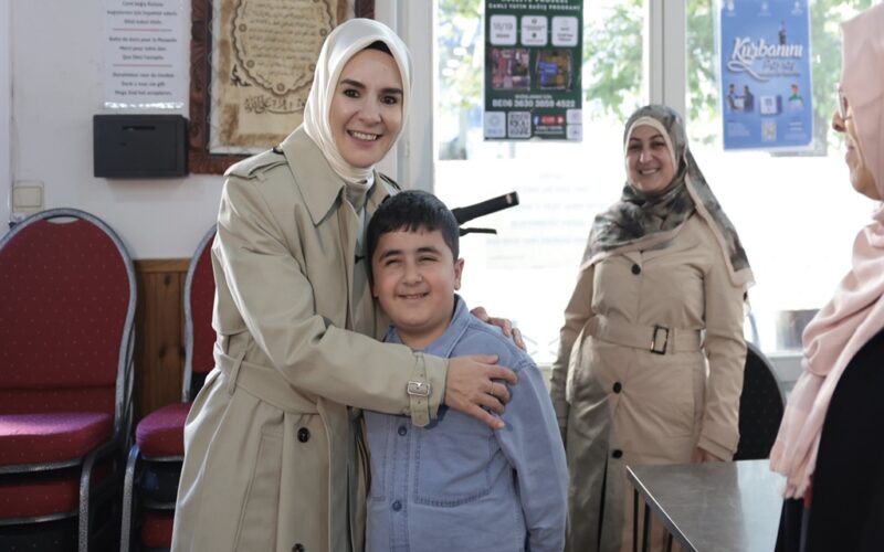 Bakan Göktaş Brüksel’de Resmi Temaslarda Bulundu