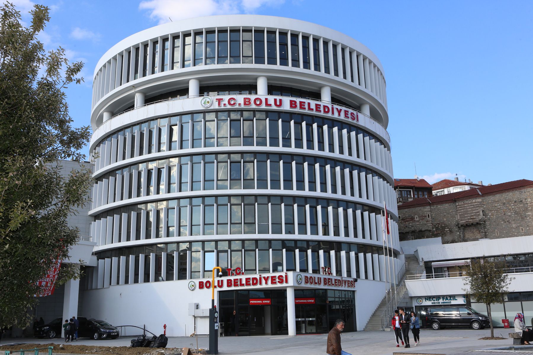 Bolu Belediyesinde Jandarma Araması: Tanju Özcan Soruşturmasında Yeni Gözaltılar