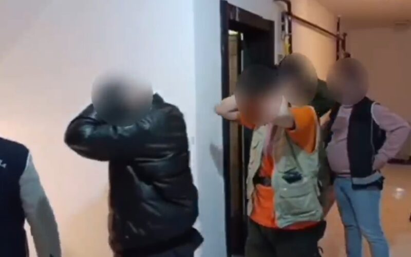 Van’da 3 organizatör tutuklandı