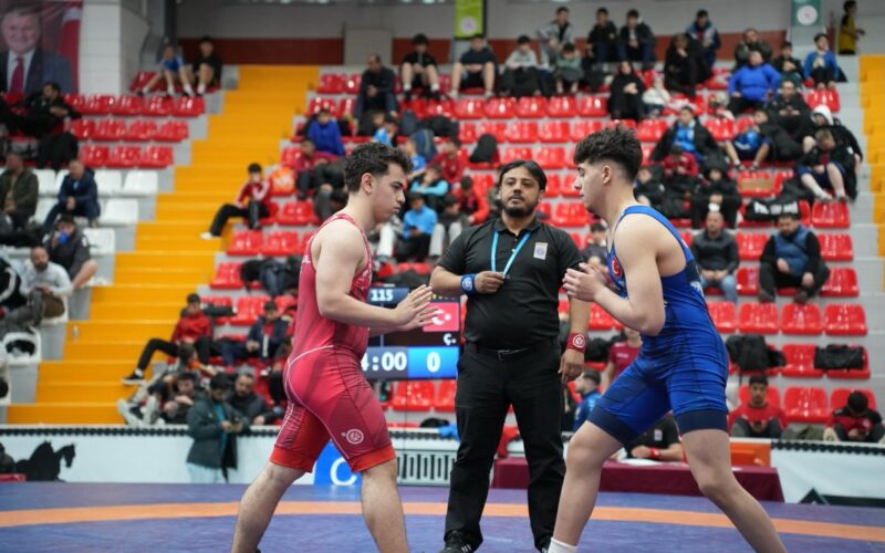 Kars’ta bin 500 pehlivan minderde ter dökecek