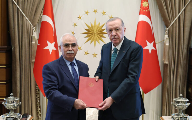 Cumhurbaşkanı Erdoğan, AYM Başkanı Özkaya’yı Kabul Etti