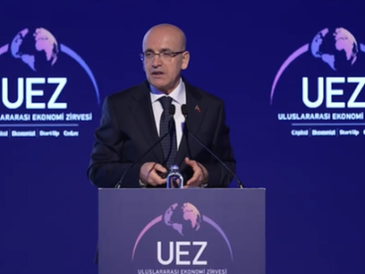 Bakan Şimşek’ten UEZ 2026’da İstikrar Mesajı: “Türkiye Şoklara Karşı Dayanıklıdır”