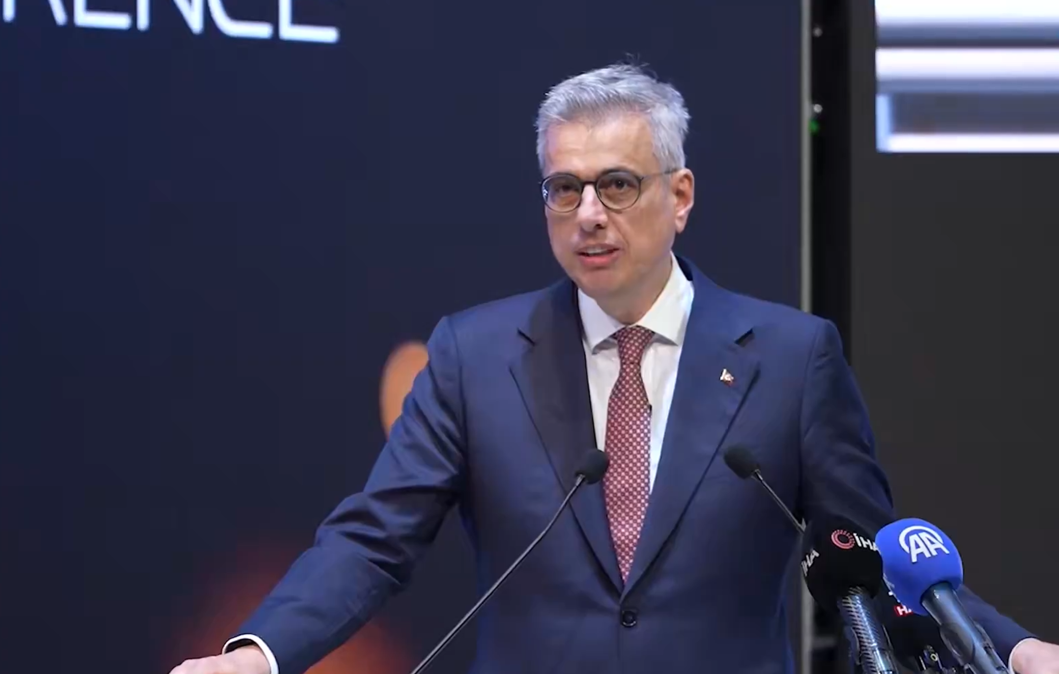 Sağlık Bakanı Memişoğlu: “Tıp Zihnin Olduğu Kadar Kalbin de Sanatıdır”