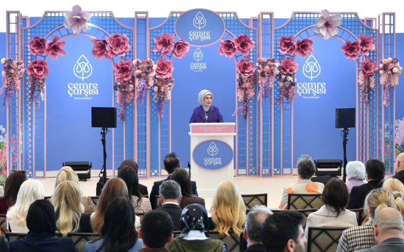 Emine Erdoğan’dan Cemre Çarşısı Açılışında Dayanışma ve Aile Vurgusu